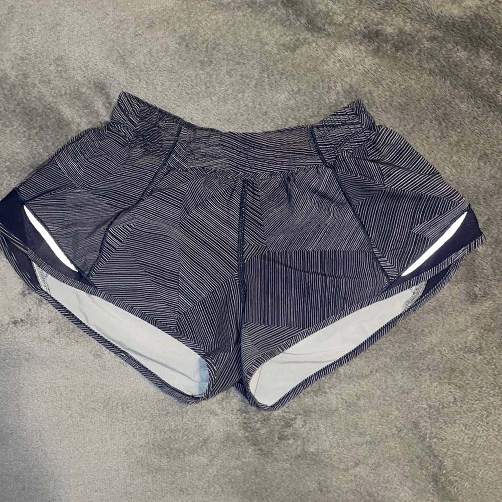 striped hotty hot shorts